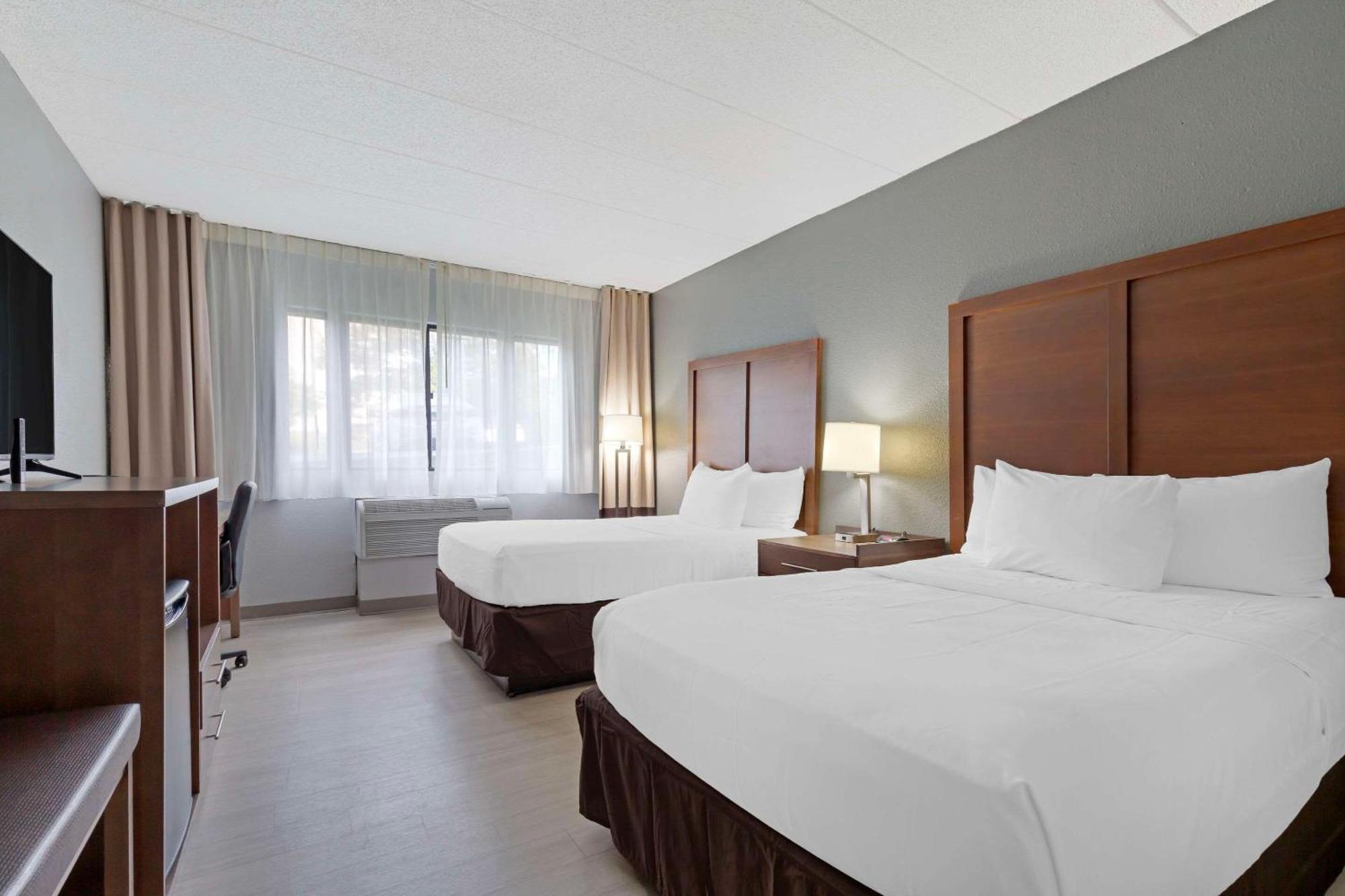 Clarion Hotel & Suites BWI Airport North Brooklyn Park Exterior foto