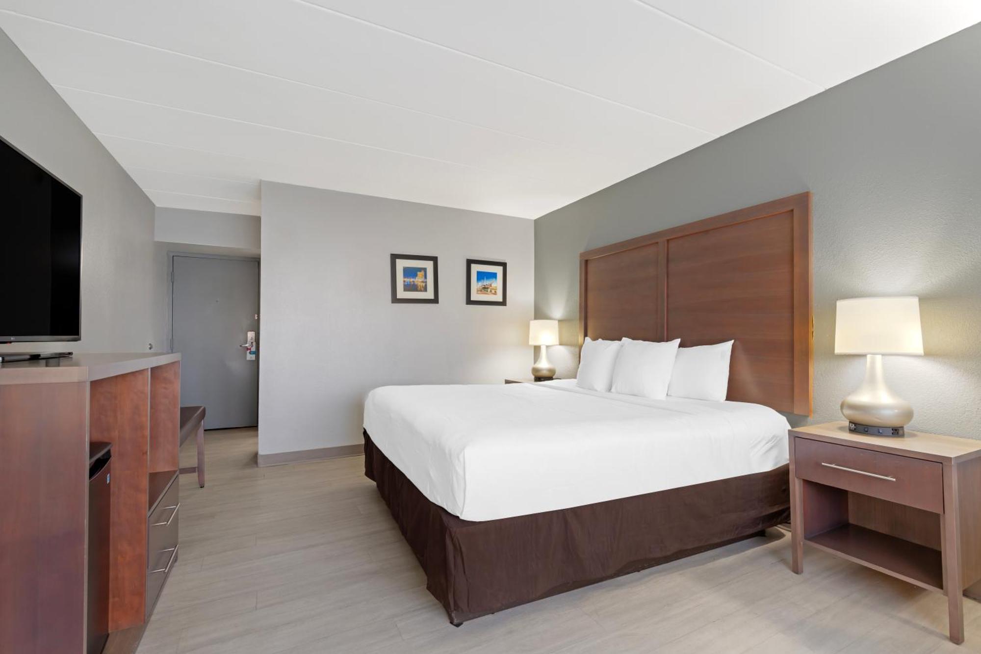 Clarion Hotel & Suites BWI Airport North Brooklyn Park Exterior foto