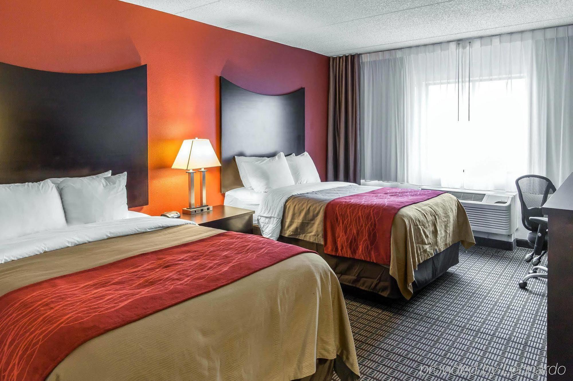 Clarion Hotel & Suites BWI Airport North Brooklyn Park Exterior foto